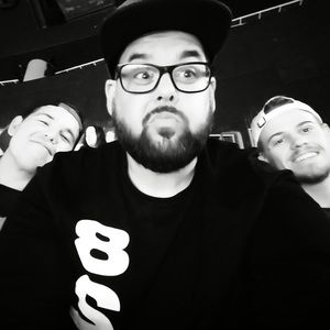 Meet your Posher, Johnnie